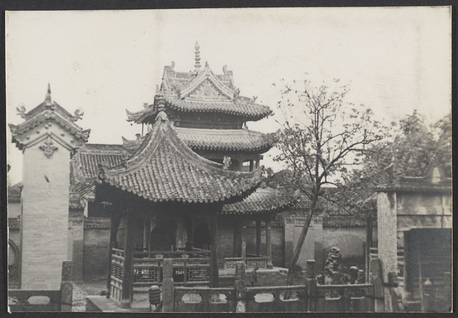 urn-3_fhcl_81649.jpg